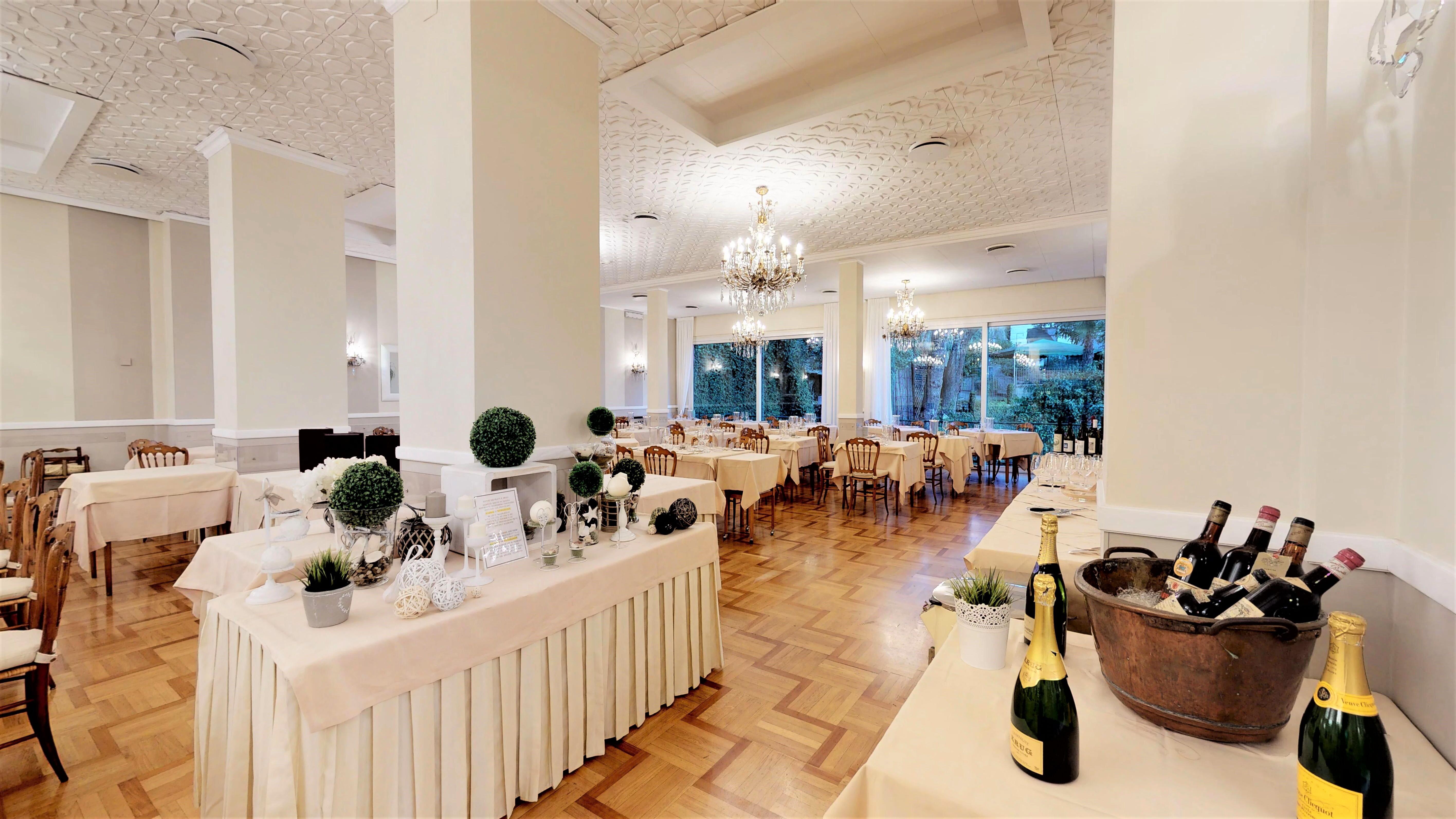 Metropole Hotel 4*