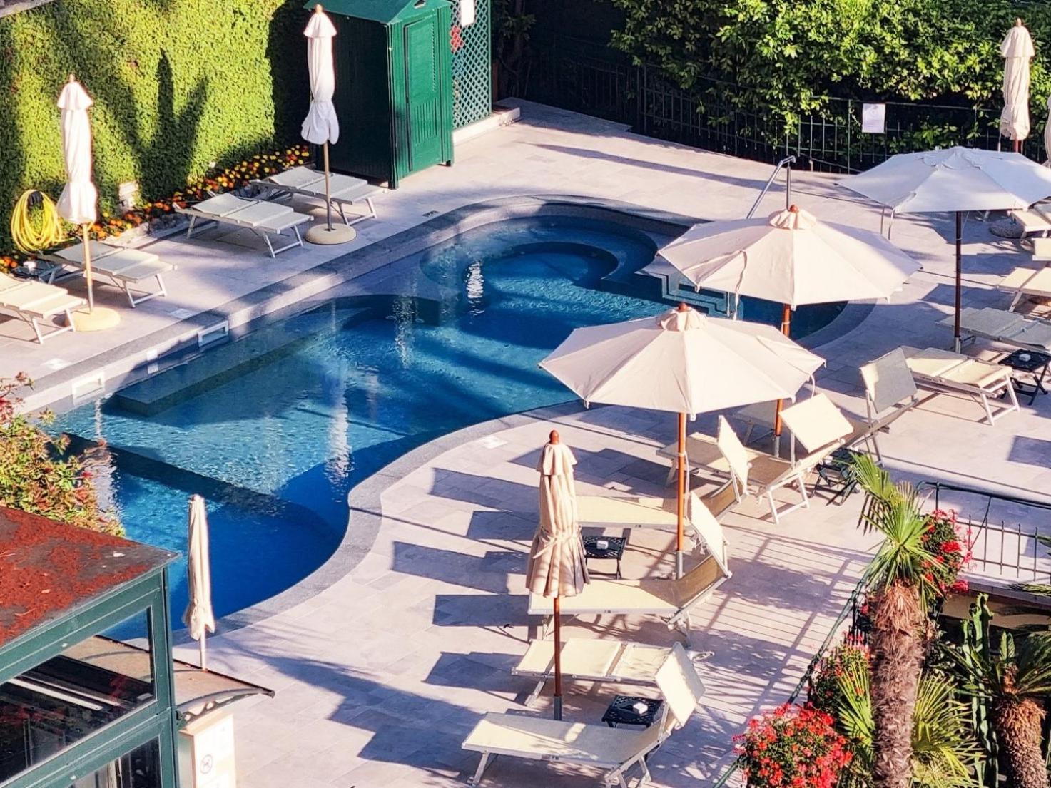 Metropole Hotel 4*