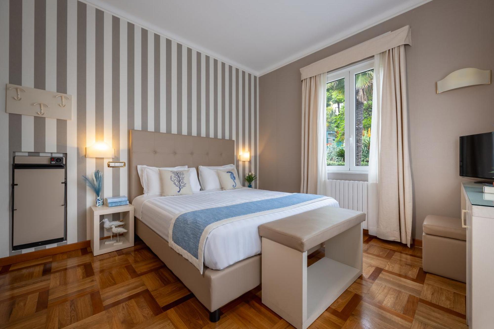 Hotel Metropole 4*