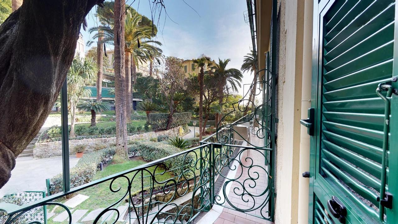 Metropole 4*